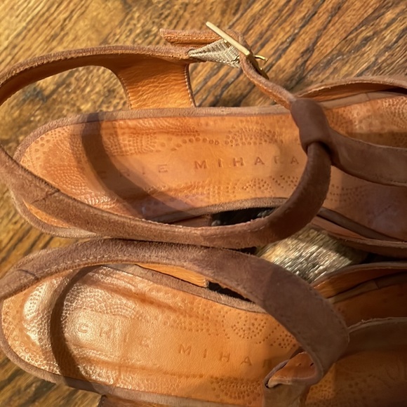 Chie Mihara suede tan sandal heels - Picture 3 of 9